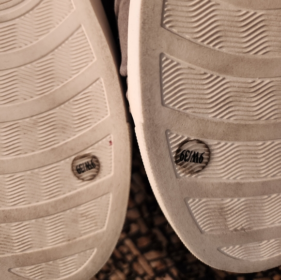 Vince Camuto Barita Slipon Sneaker Comfort Gray Sz 9W - Picture 5 of 6